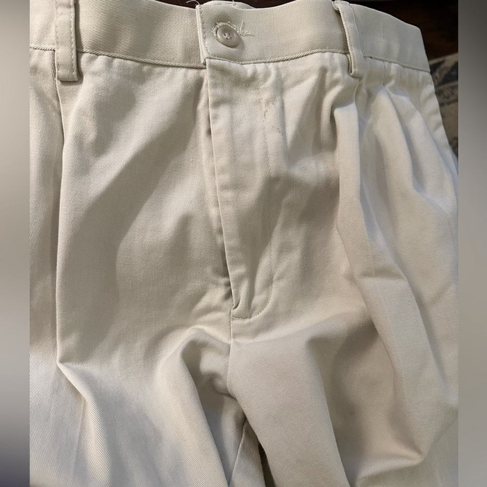 Dockers D3 Chino Pants Mens 38x32 Beige Pleated Straight Leg Stretch Classic Fit